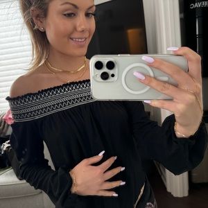 Black Off the shoulder Longsleeve with white design